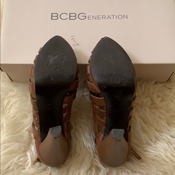 Bcbgeneration brown heeled sandals - Picture 6 of 7